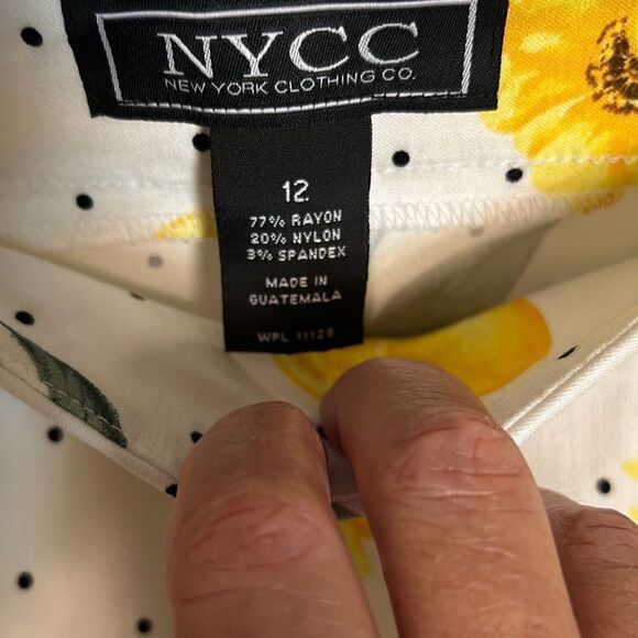 Lemon Print Pull On Shorts 12 - Picture 2 of 5